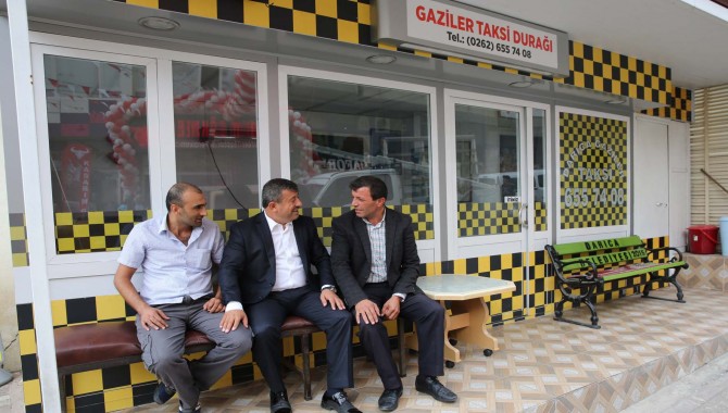 DARICA’DA TAKSİ DURAKLARI YENİLENDİ