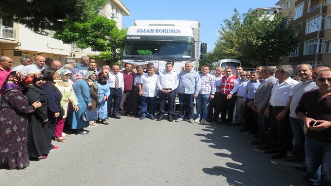 DARICA’DAN SURİYE’YE 6 TIR GIDA YARDIMI