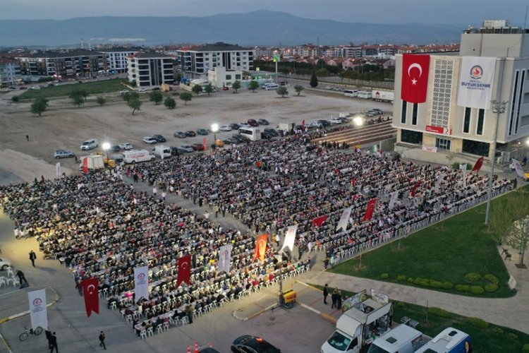 Denizlililer iftar meydanında buluştu -