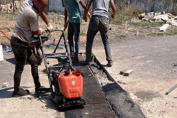 Dilovası'nda mazgallara bakım ve onarım -