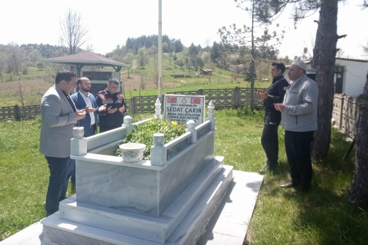 Doğum gününde şehit olan Sedat Çakır mezarı başında anıldı -