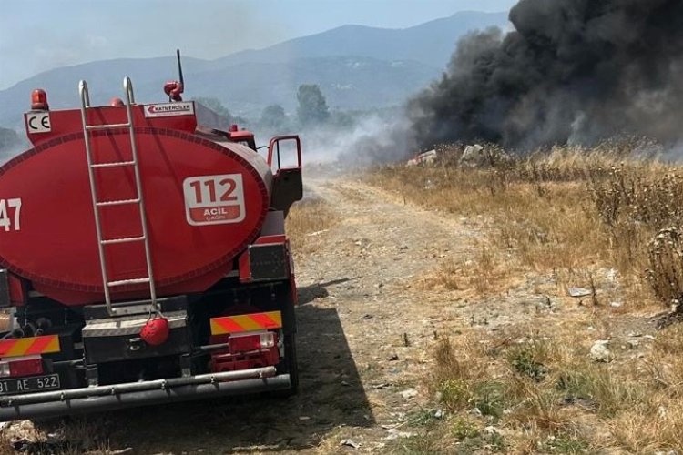 Düzce'de çöplük alanda yangın -