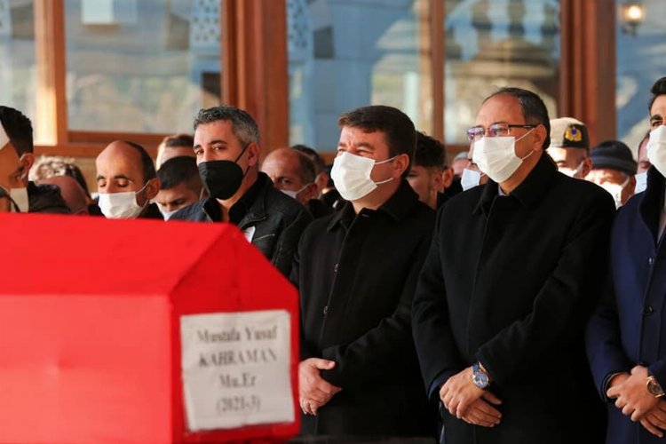 Edirne'de kalp krizi geçiren şehit son yolculuğuna uğurlandı 