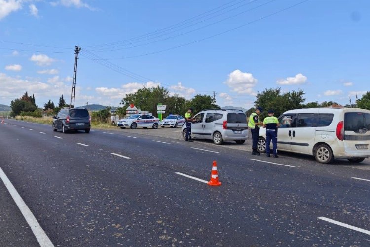 Edirne Keşan’da Jandarma'dan trafik denetimi -