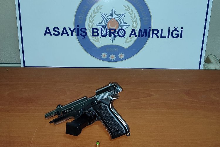 Edirne Keşan'da kuru sıkı tabanca ele geçirildi -