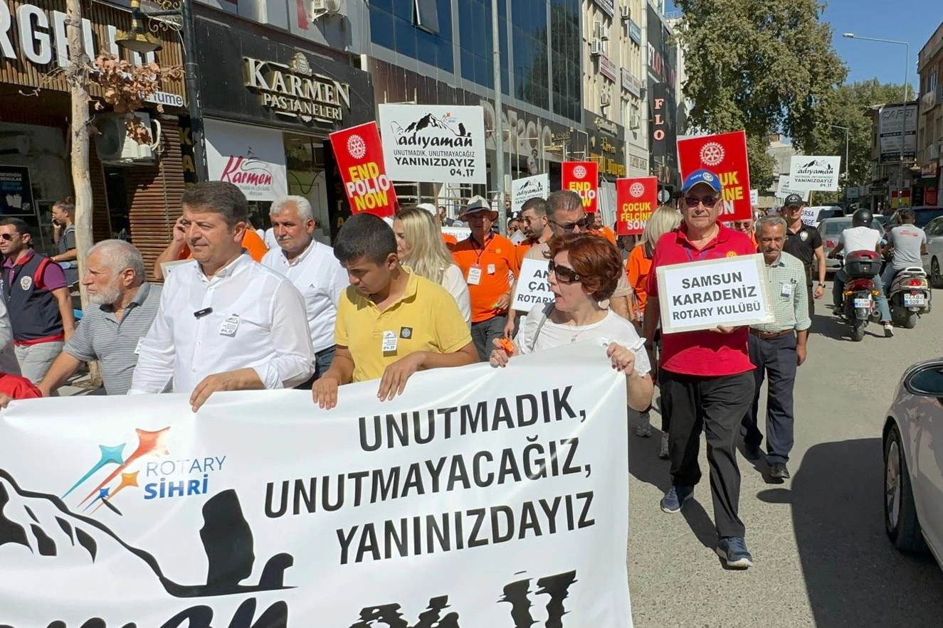 Engelliler 'Adıyaman'ı unutmadık, unutmayacağız' diyerek yürüdü -