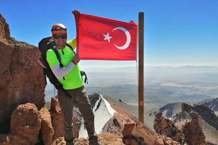 Erciyes Zirve Tırmanışı başarıyla tamamlandı -