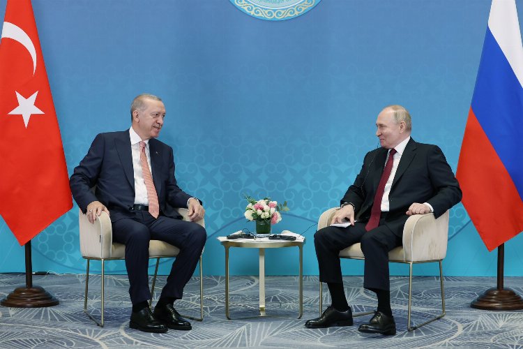 Erdoğan-Putin'le görüştü... Erdoğan'dan Putin'e Türkiye daveti -