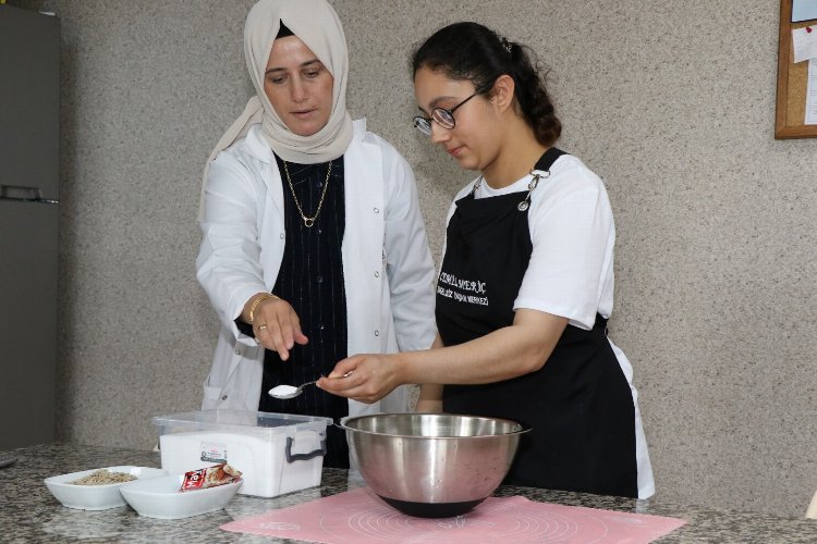 Esmanur’un hayali Büyükşehir ile gerçek oldu -