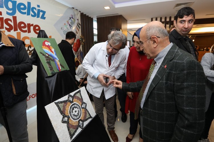 Gaziantep'te 'Engelsiz Düşlere Yolculuk' sergisi -