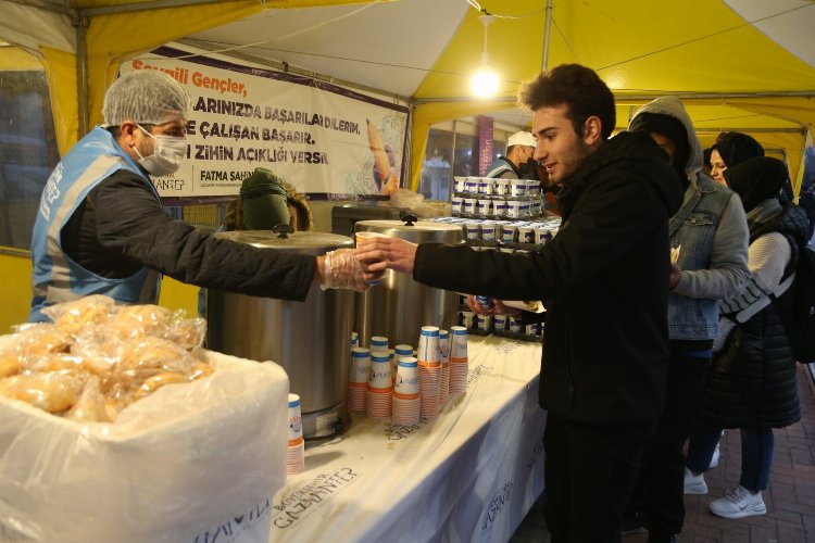 Gaziantep'ten üniversitelilere sınav dönemi yemek desteği -