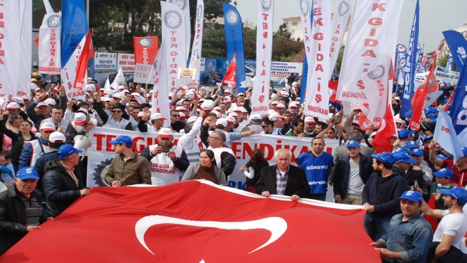 GEBZE’DE 1 MAYIS COŞKUYLA KUTLANDI