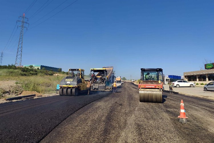 Gebze Pelitli Yolu Caddesine asfalt -