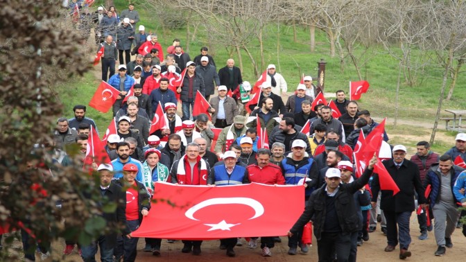 GEBZEDE ŞEHİTLER İÇİN YÜRÜDÜLER