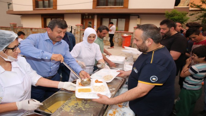 GELENEKLERİMİZ DARICA’DA YAŞATILIYOR