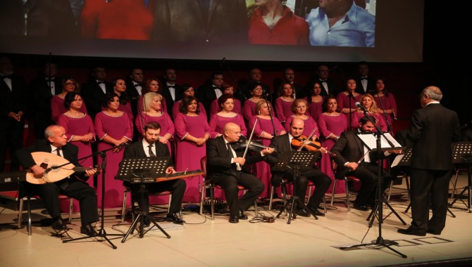 GKM'DE KULAKLARIN PASINI SİLEN KONSER