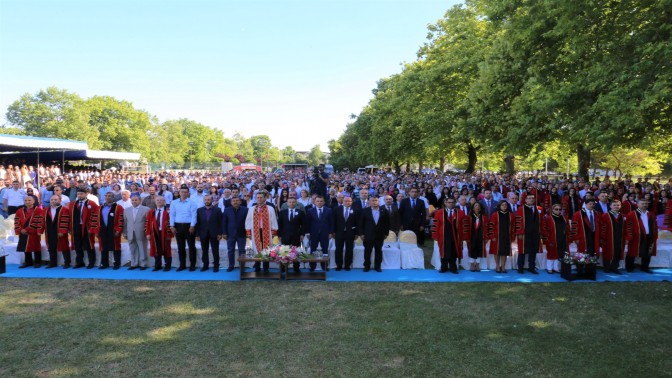 GTÜ MEZUNLARINI UĞURLADI