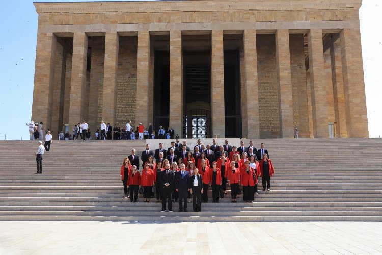 Günay Başkandan Tam Kadro Anıtkabir Çıkarması -