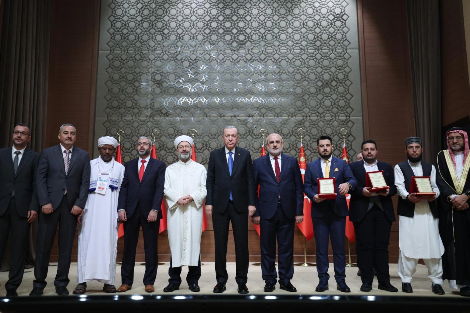 Hafızlık ve Kur’an-ı Kerim’i Güzel Okuma Yarışması'nda ödüller sahiplerini buldu -