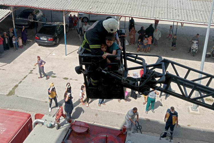 Hatay Antakya'da çıkan yangında hayat kurtaran müdahale -