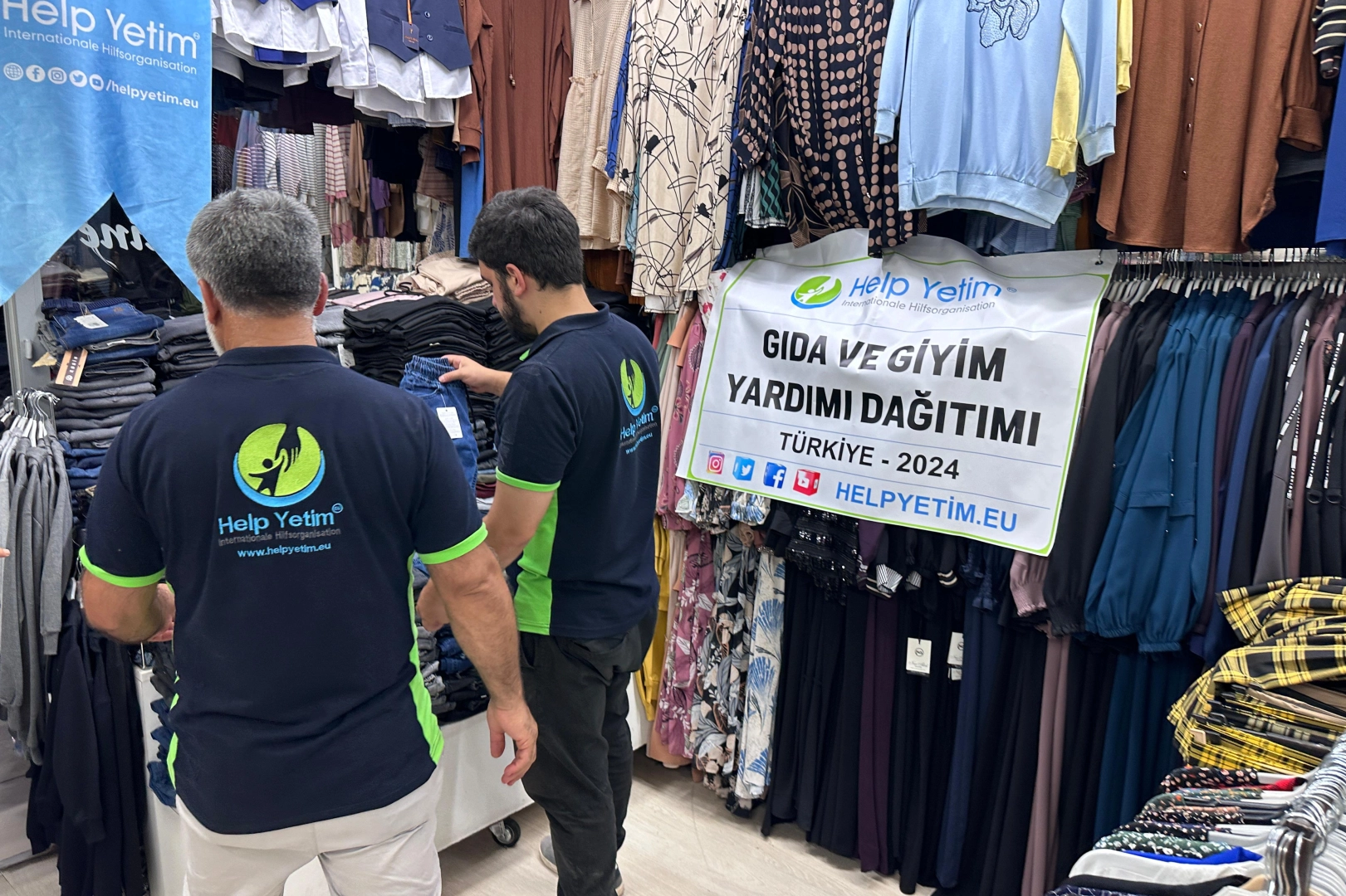 Help Yetim Türkiye'de yardım faaliyetlerini sürdürüyor -