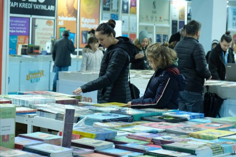 İnegöl’de Kitap Günleri coşkusu sürüyor -