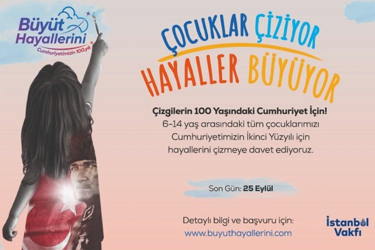 İstanbul'da çocuklar Cumhuriyet için çiziyor -