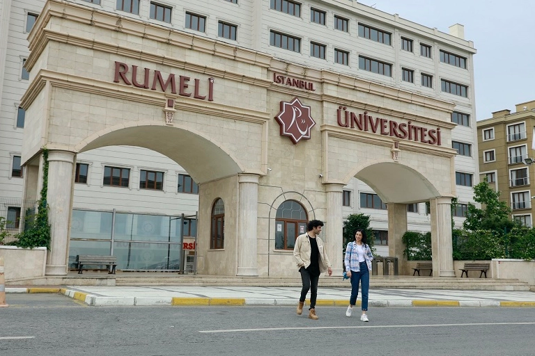 İstanbul Rumeli Üniversitesi'nde Gerontoloji Bölümü açılıyor -