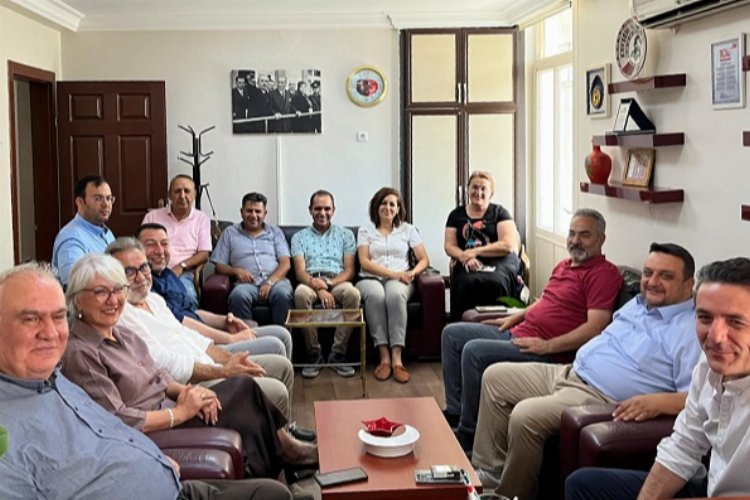 İYİ Parti Kayseri'den CHP'ye ziyaret -