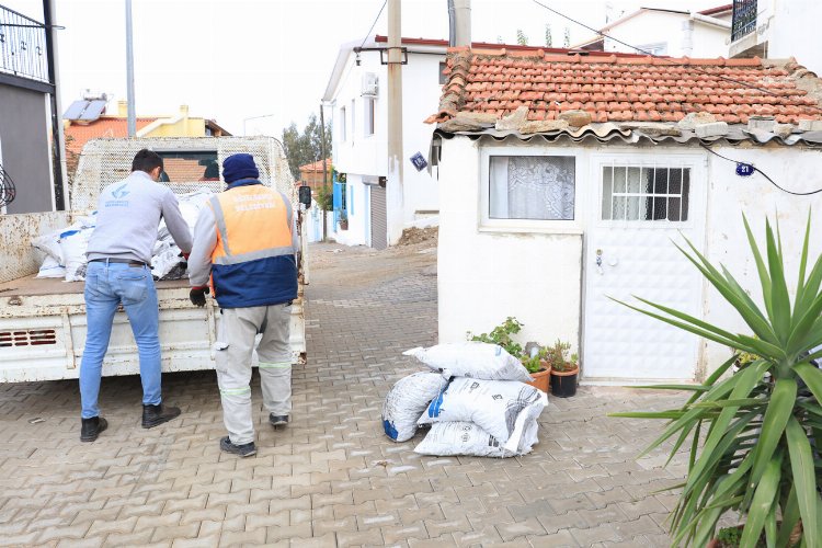 İzmir Güzelbahçe'de sıcak destek -