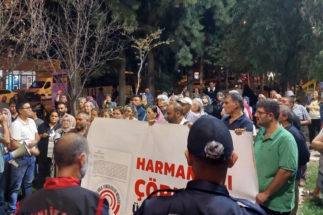 İzmir Harmandalı Çöplüğü'nde tehlike artıyor! Harmandalı Ümraniye'ye dönmesin! -