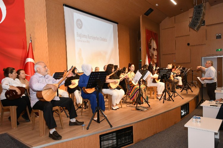 İzmir Karabağlı kursiyerlerden muhteşem final -