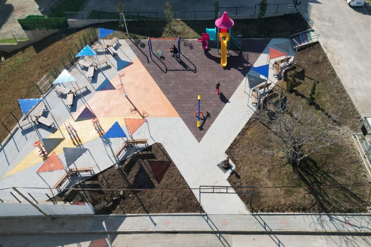 İzmit Belediyesi, Hatipköy’e yeni bir park kazandırdı -