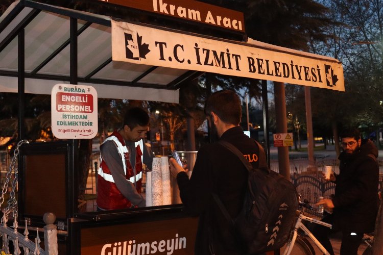 İzmit'ten iftarda sıcak çorba hizmeti -