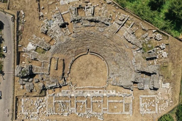 İznik'teki Antik Roma Tiyatrosu, turistlerin en büyük ilgi odağı -