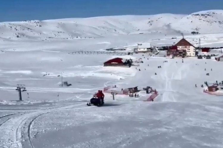 JAK timleri kayakseverlerin güvenliği için sahada -