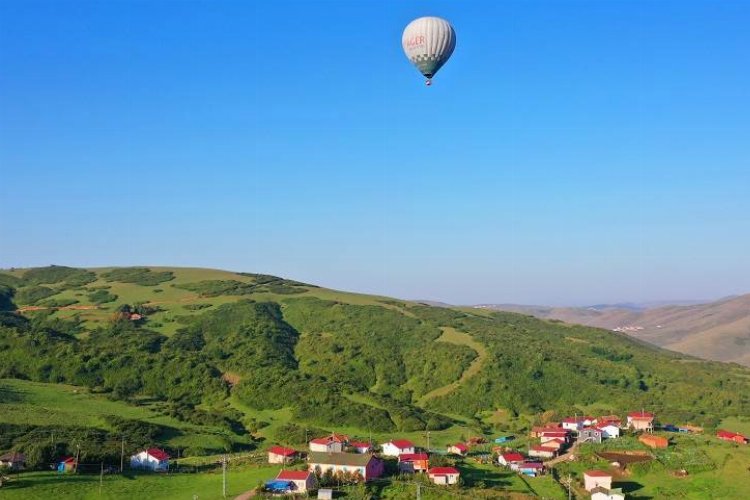 Kapadokya'dan sonra şimdi Ordu'da! Balonla yayla turu -