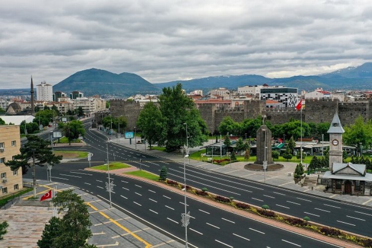 Kayseri Büyükşehir'den konforlu ulaşıma geri sayım -