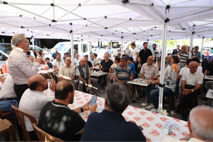 Kayseri Melikgazi'den Aydınlıkevler'e hizmet yağmuru -