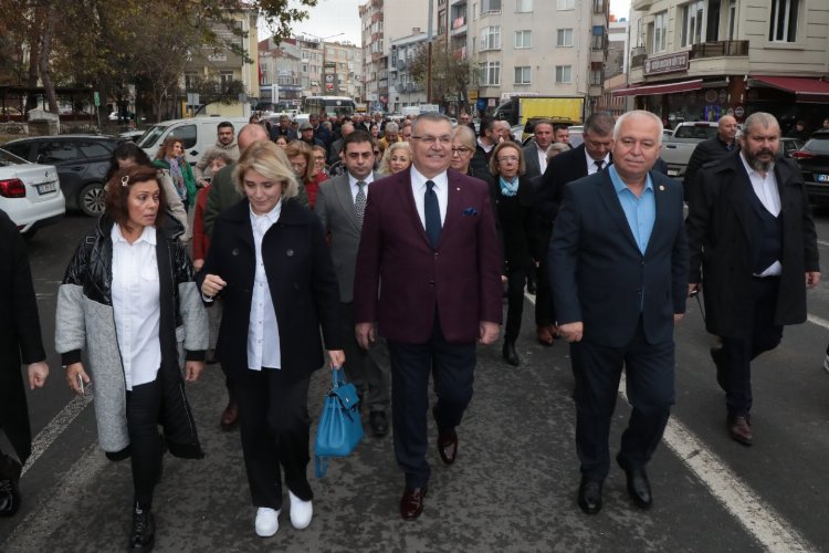 Kesimoğlu: “Yine sizinle yürümek istiyorum, benimle bu yolculuğa var mısınız?” -