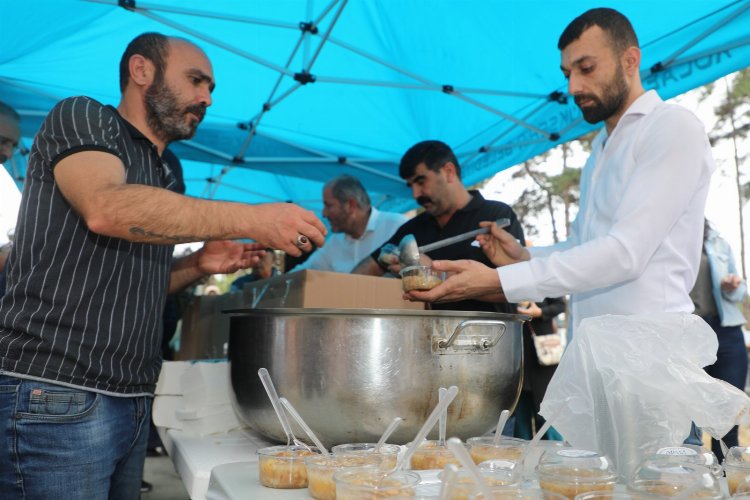 Kocaeli Büyükşehir 12 ilçede aşure dağıtacak -