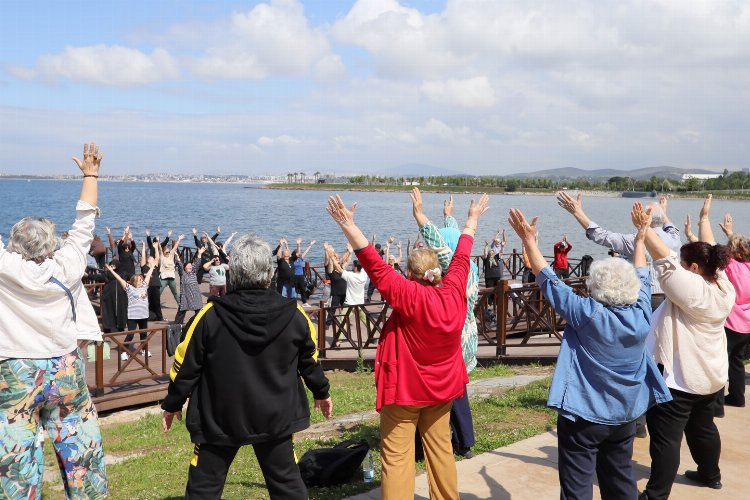 Kocaeli'de aktif yaşayıp, hayattan kopmadılar! -