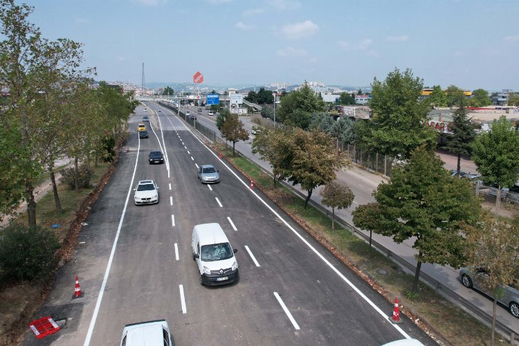 Kocaeli'de Ömer Türkçakal Bulvarı trafiğe açıldı -