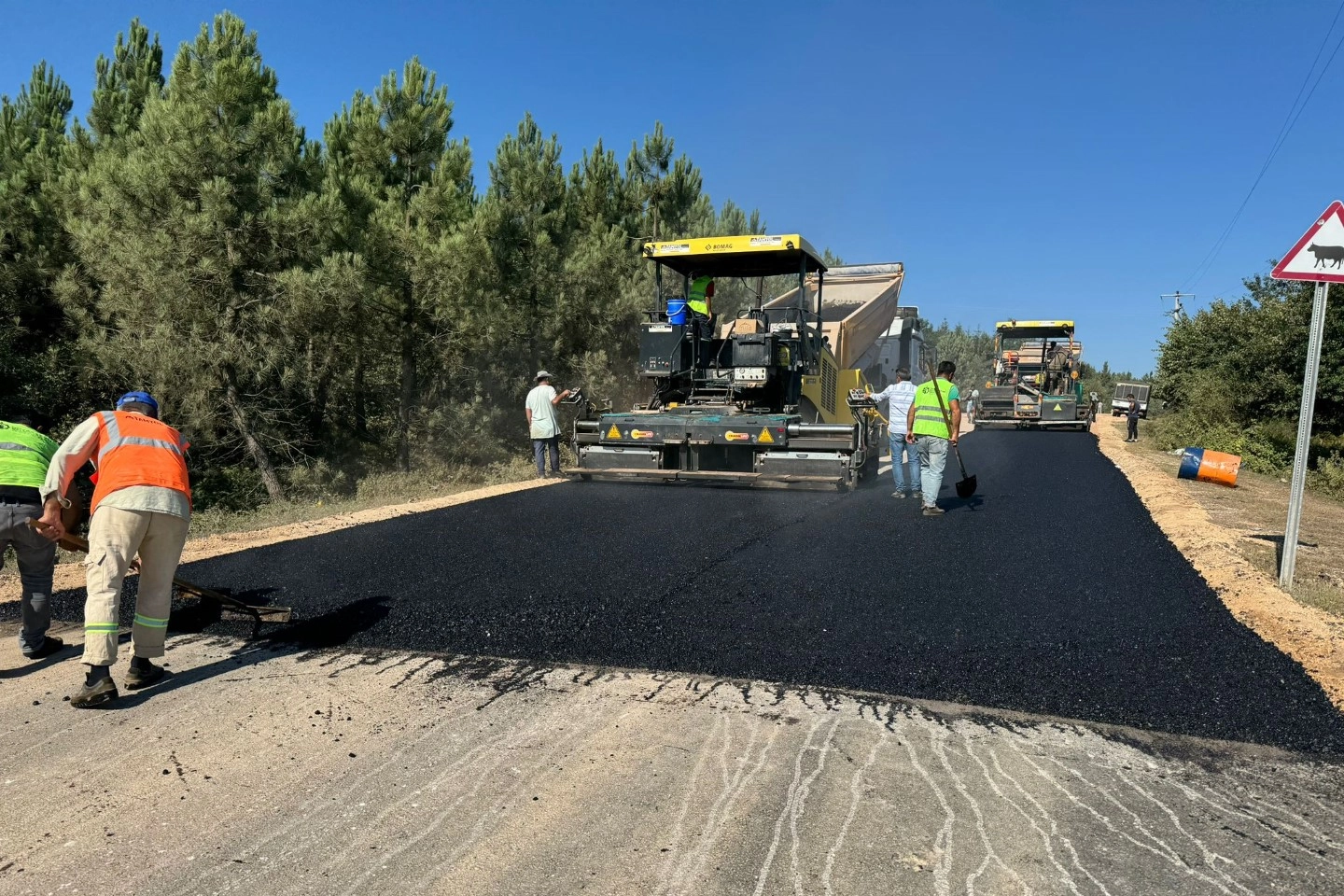 Kocaeli Derince ile köyler arasındaki yol yenileniyor -