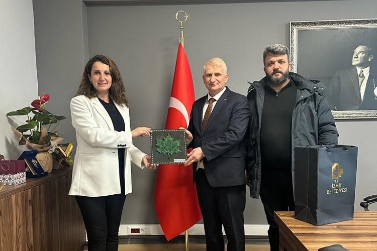 Kocaeli İzmit Belediyesi'nden İlçe Milli Eğitim'e ziyaret -