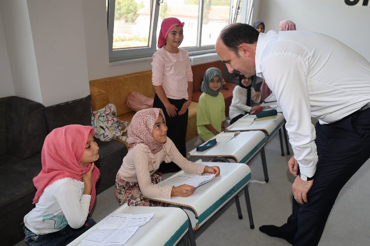 Konya'da Başkan Altay Bilgehane öğrencileriyle buluştu -