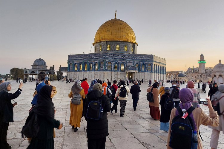 Konya, gençleri Kudüs ve Balkanlar'a götürecek -