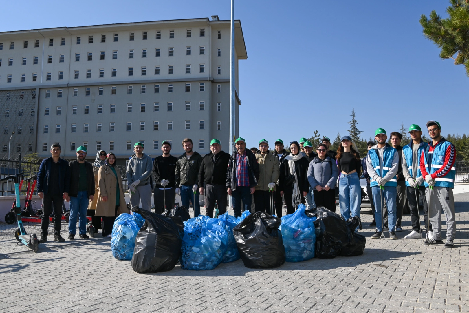 Konya Selçuklu'da temizlik seferberliği sürüyor -