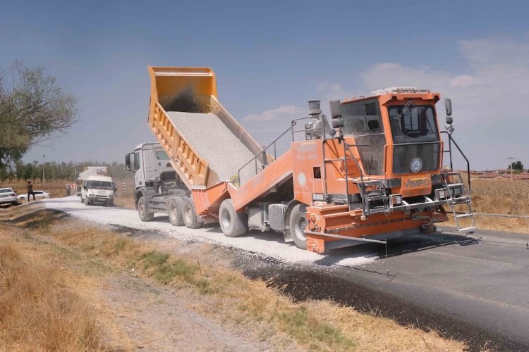 Kırsal yollarda yoğun çalışma -