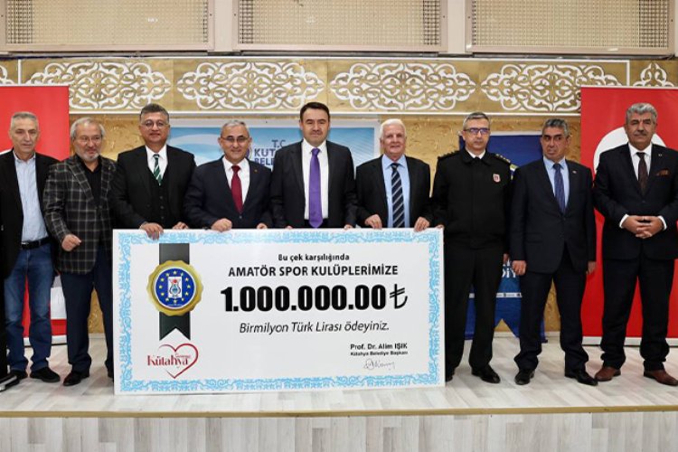 Kütahya'da amatör spor kulüplerine 1 milyon TL destek -